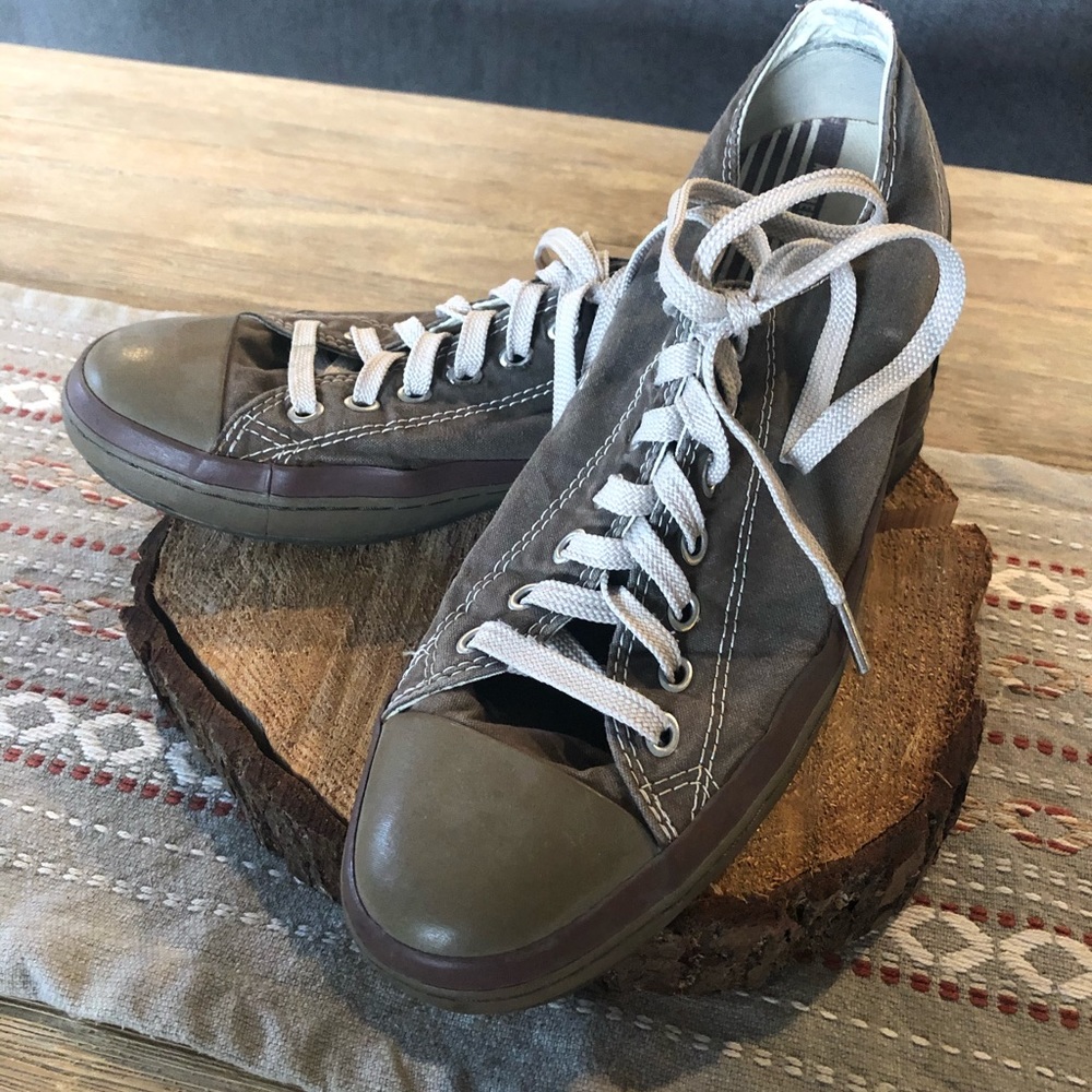 💥💥Men’s Olive Canvas Converse Sneaker